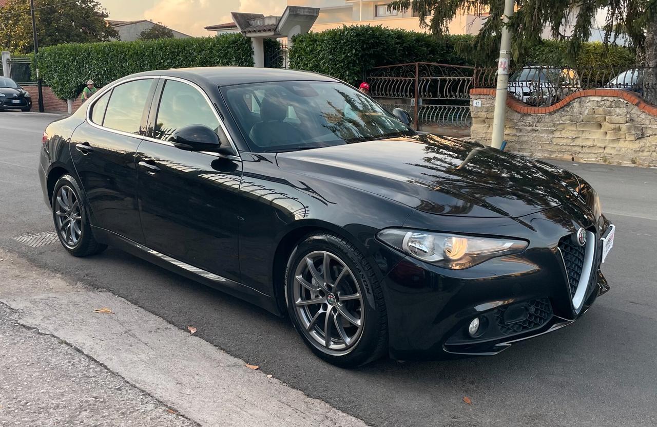 ALFA ROMEO Giulia 2.2 Turbodiesel 150CV AT8 SUPER