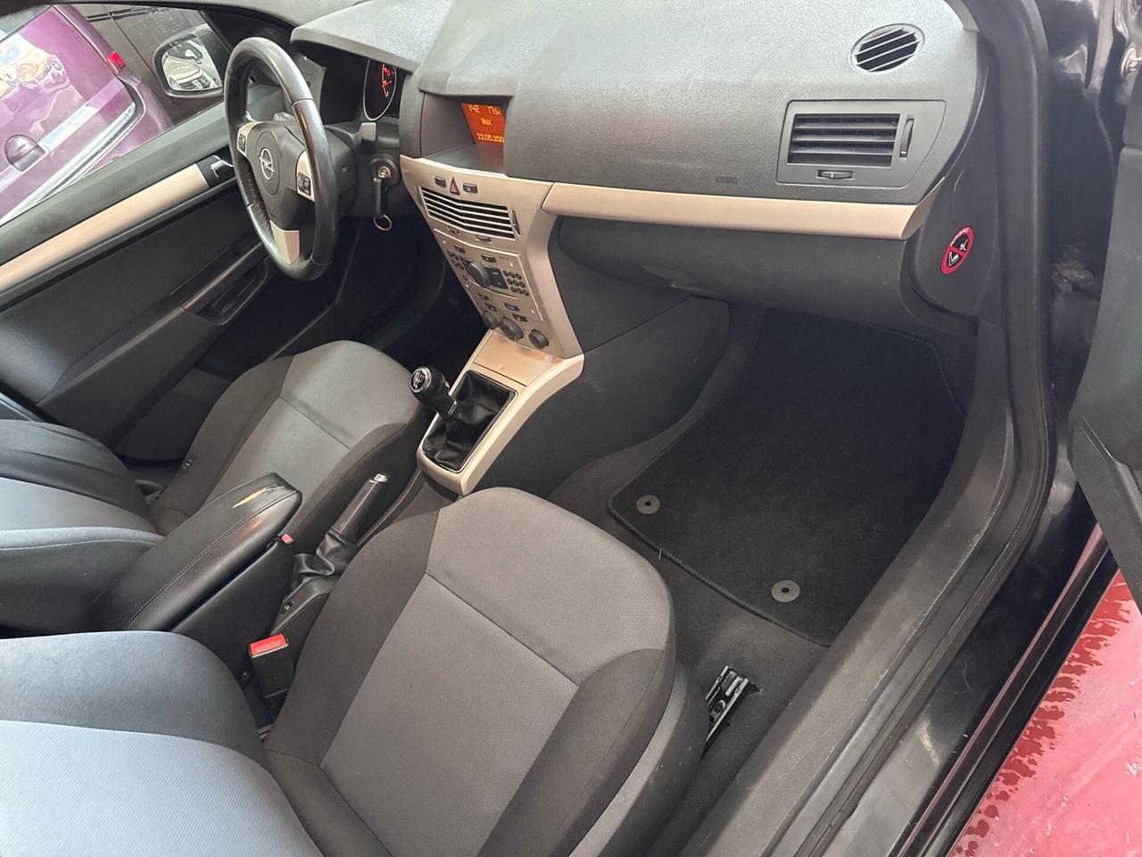 Opel Astra 1.6 16V VVT X COMMERCIANTI