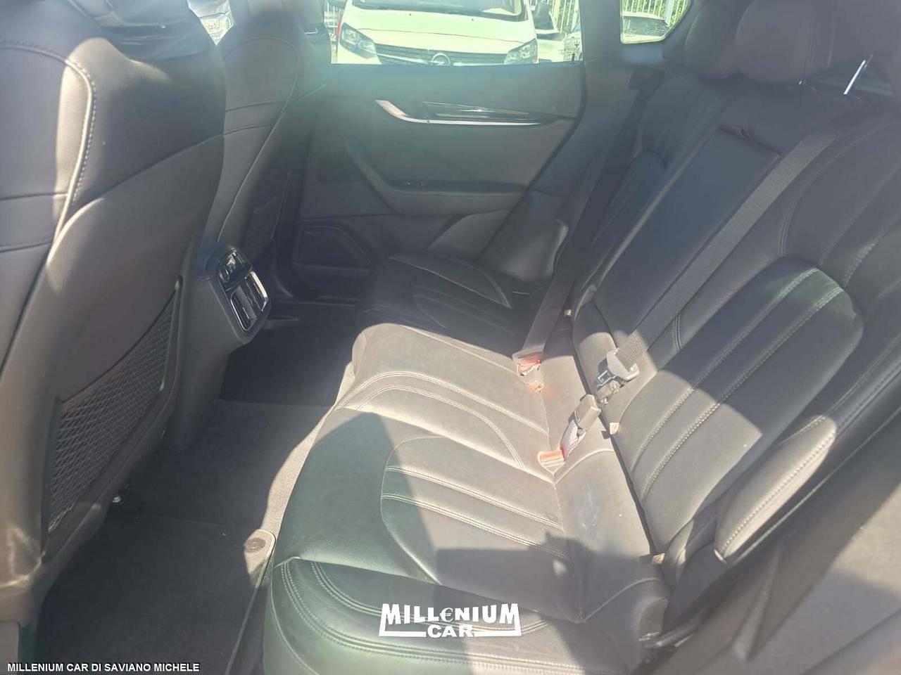 MASERATI LEVANTE 3.0BENZ 350CV 2021