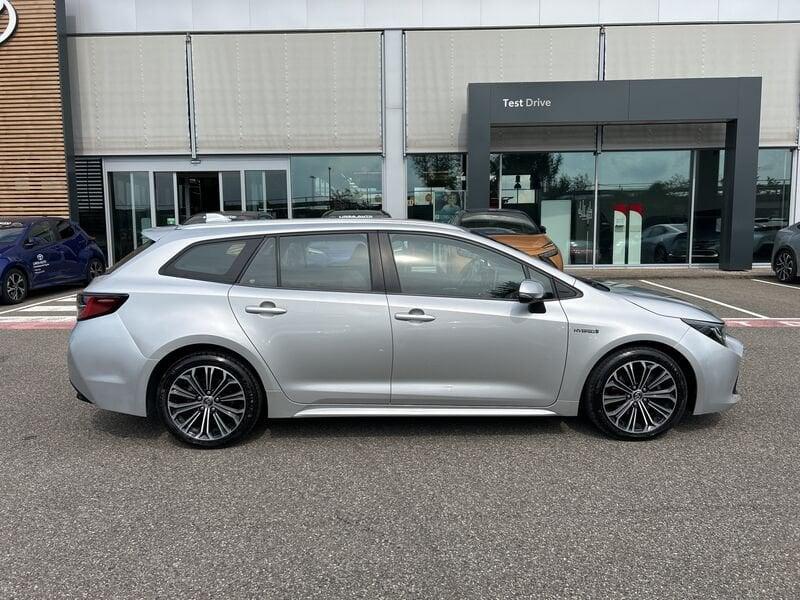 Toyota Corolla Touring Sports 1.8 Hybrid Business