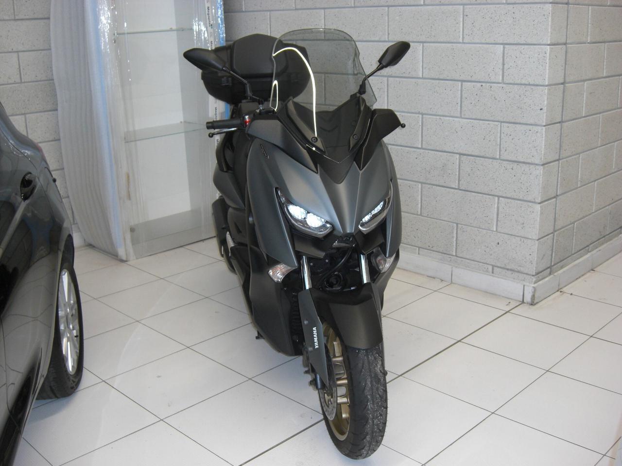 Yamaha X-Max 300 tech max