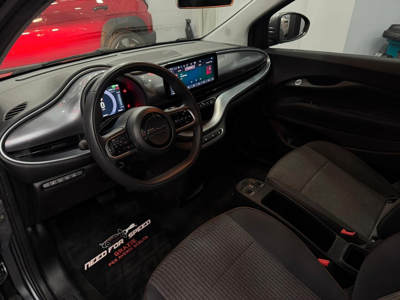 Fiat 500 500e Berlina 42 kWh Passion