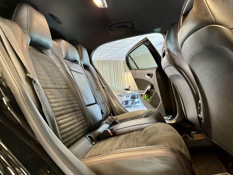 Mercedes-Benz GLA GLA 180 d Automatic Premium