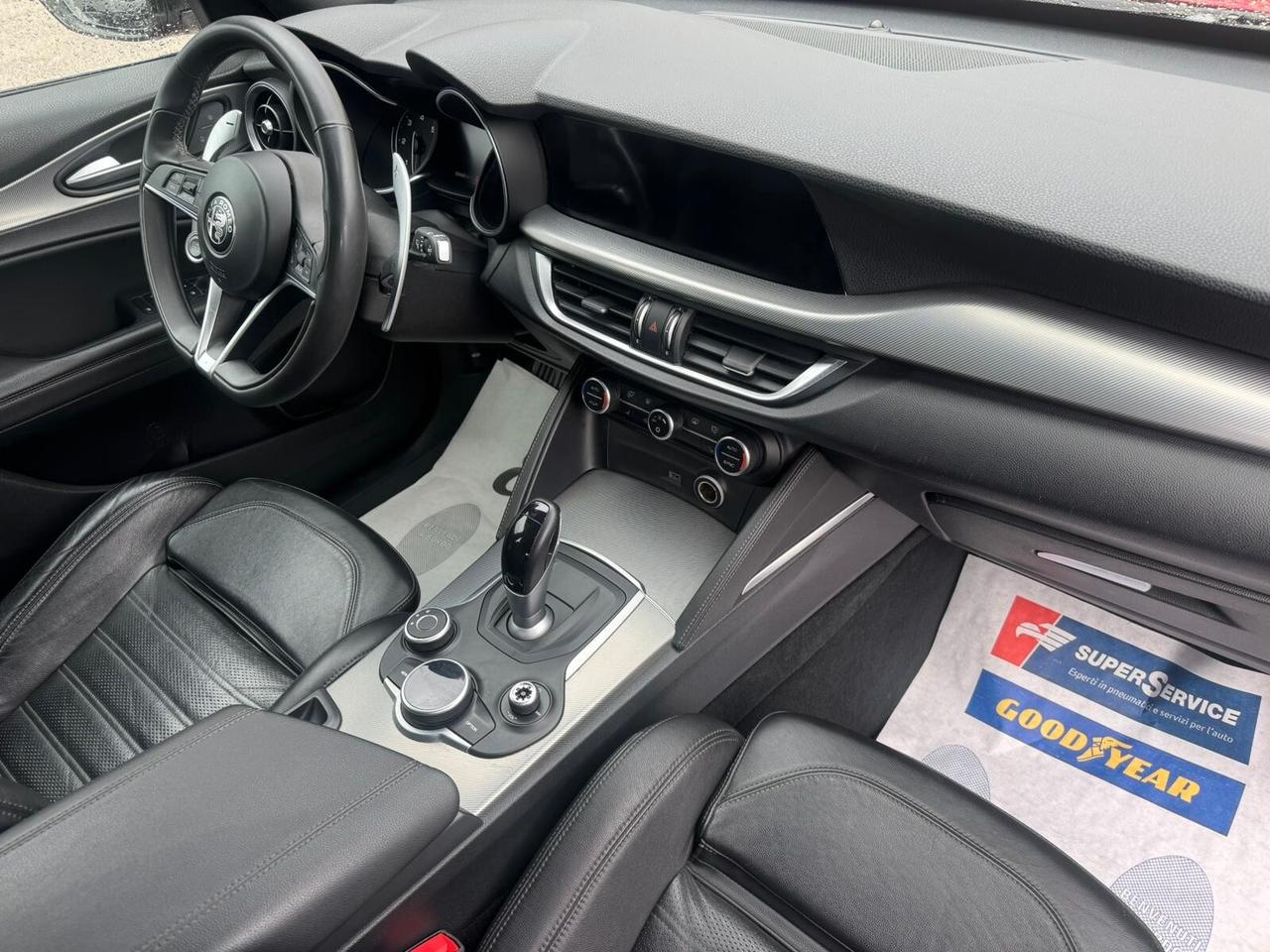 Alfa Romeo Stelvio 2.2 Td 210 CV AT8 Q4 Garanzia