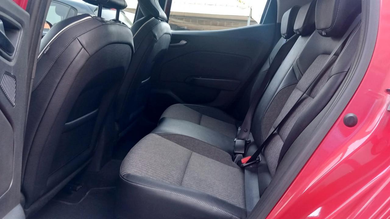 Renault Clio 1.0 TCe 100 CV 5 porte Intens