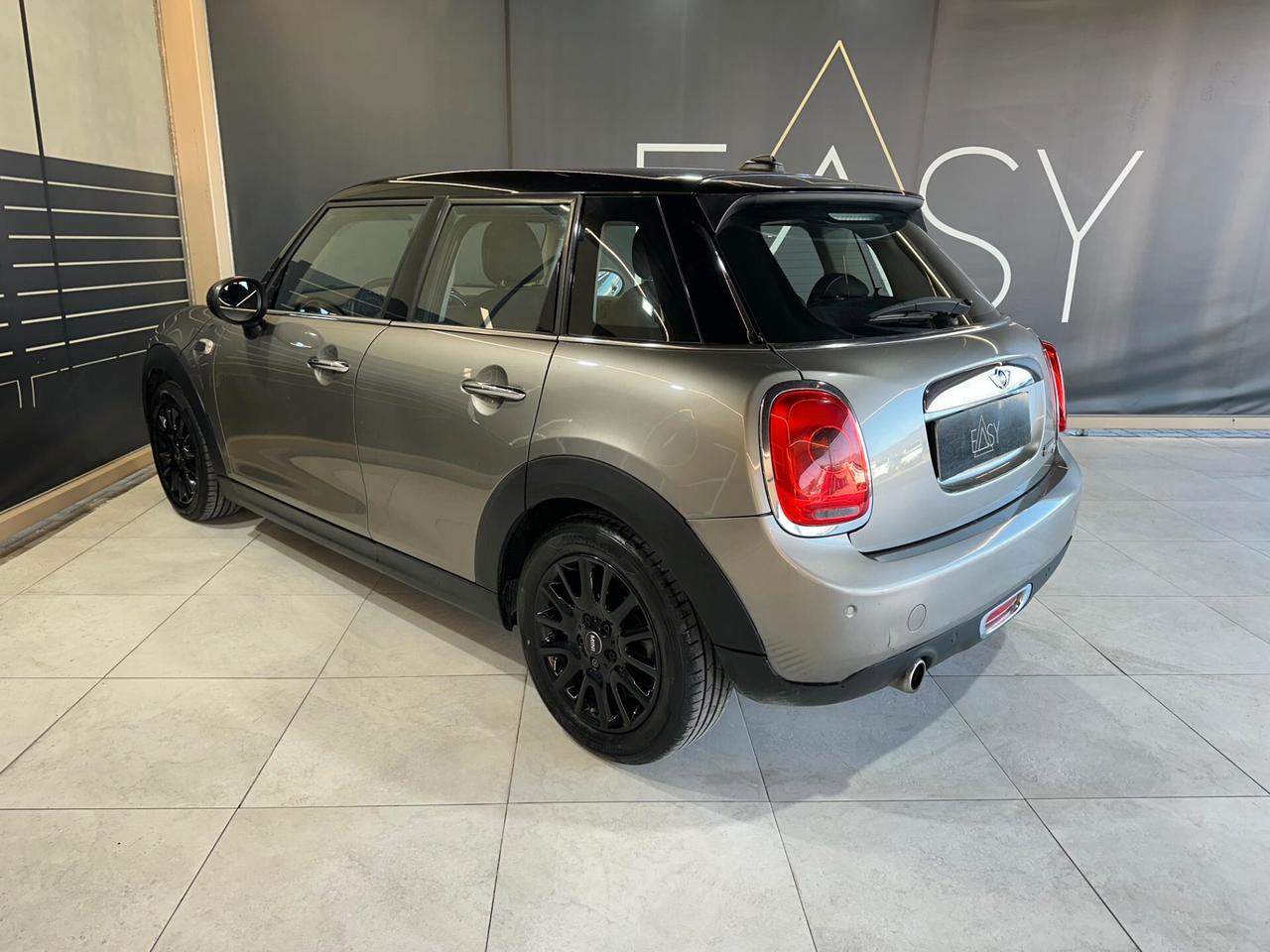 MINI Cooper D 1.5 Business 5p