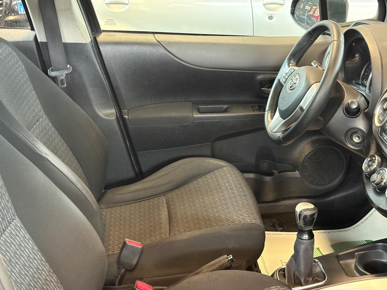 Toyota Yaris 1.0 5 porte Lounge