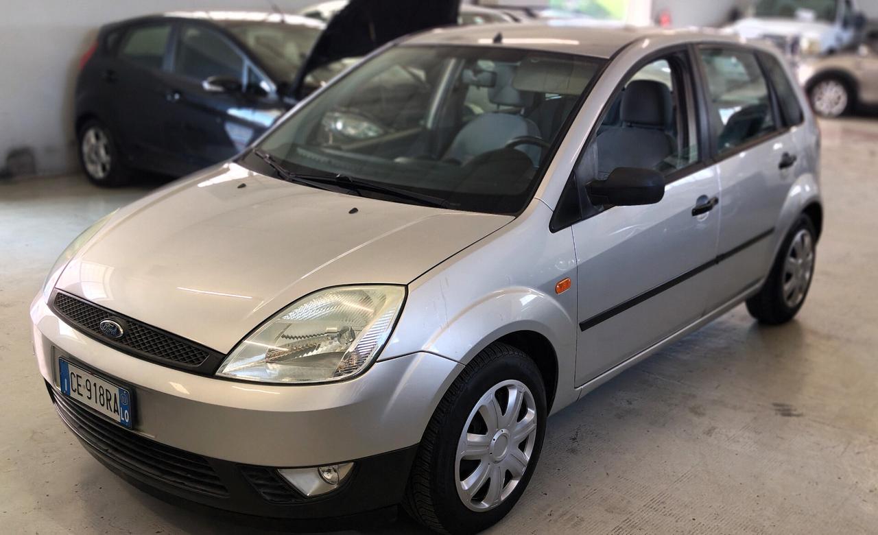 Ford Fiesta 1.2 16V 5p. Ambiente