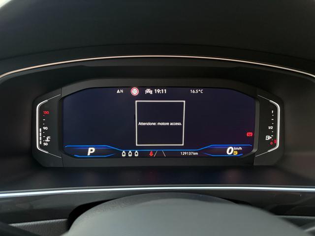 VOLKSWAGEN Tiguan 2.0 TDI 150 CV SCR DSG R-Line LUCI AMBIENTE