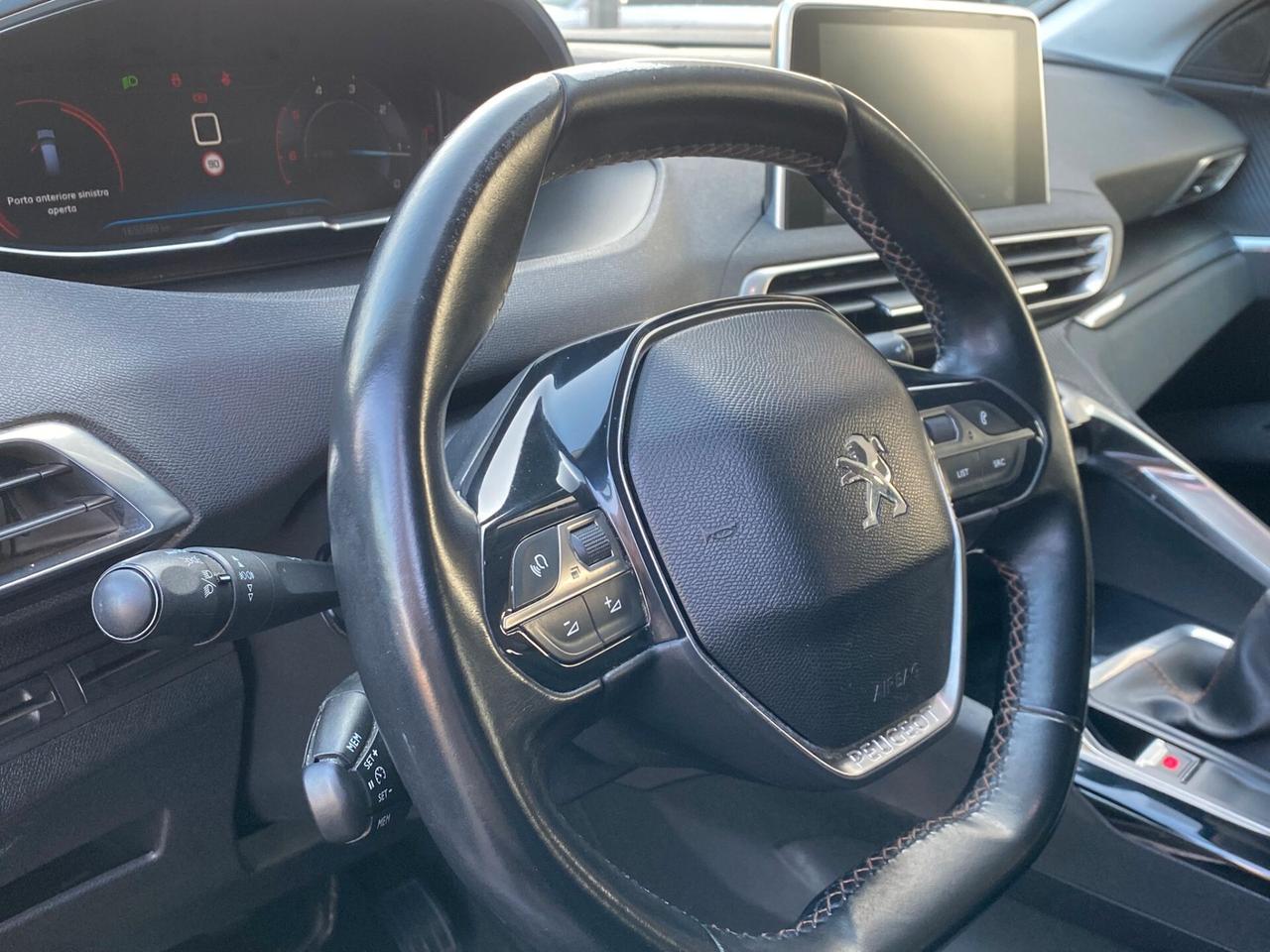 Peugeot 5008 1.6 BlueHDi 120 S&S Business Mix