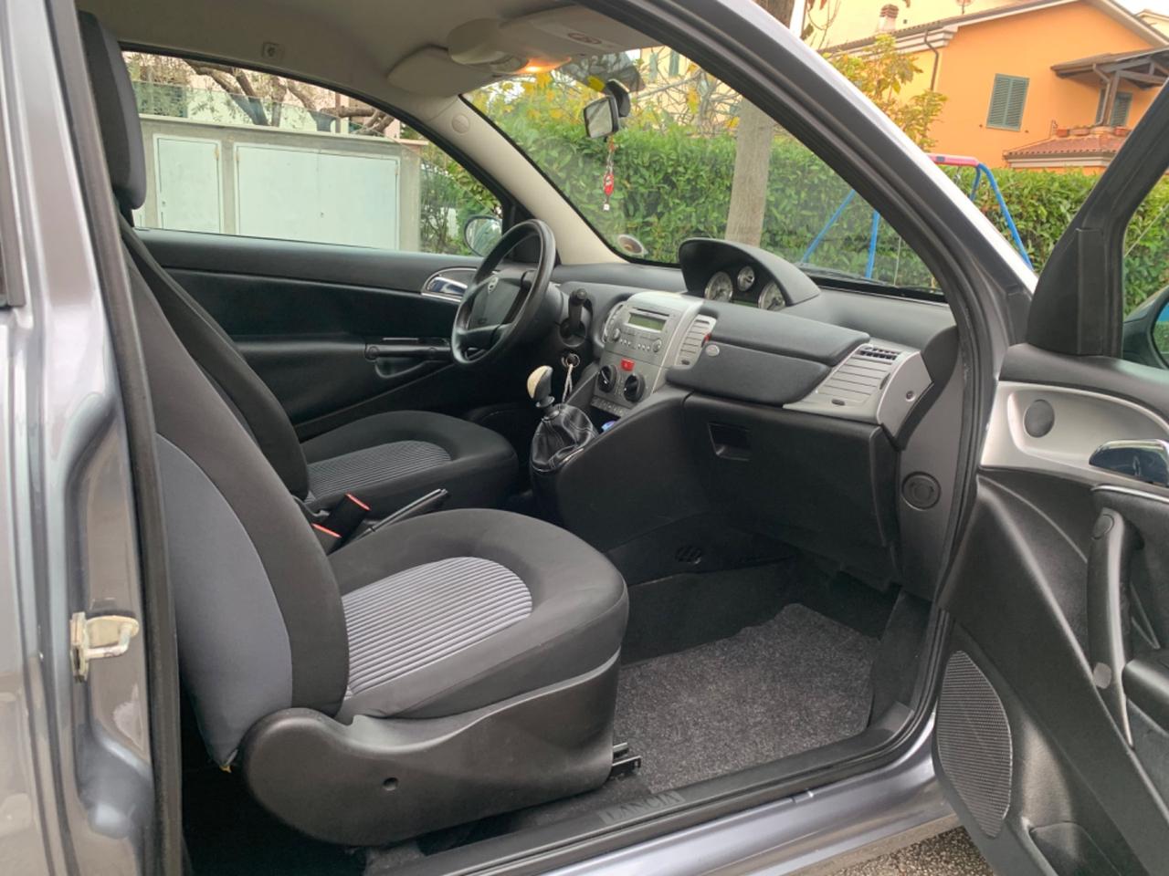 Lancia Ypsilon 1.2 modamilano restailing