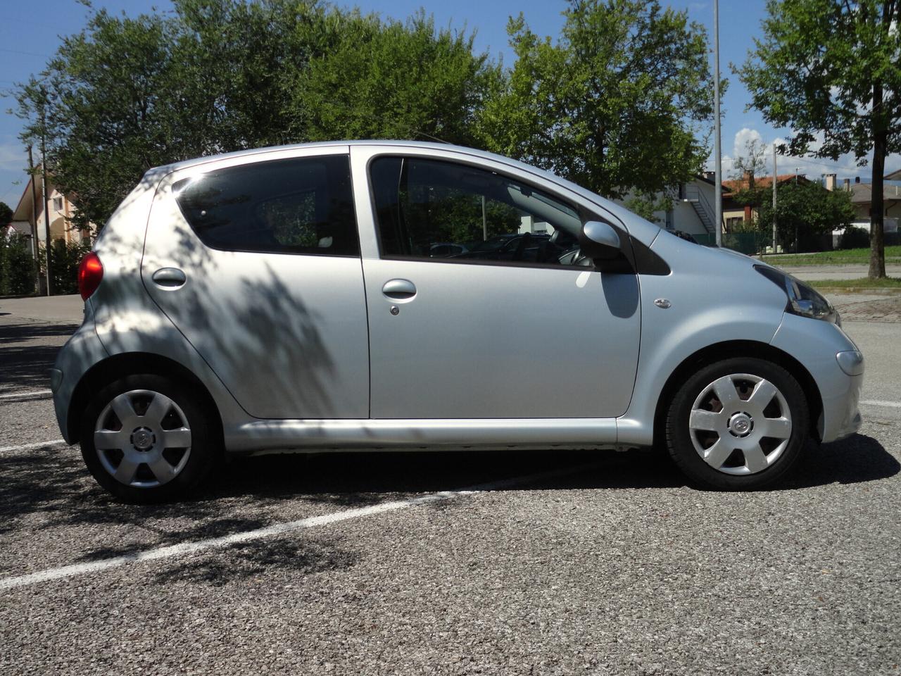 Toyota Aygo 1.0 12V VVT-i 5 porte
