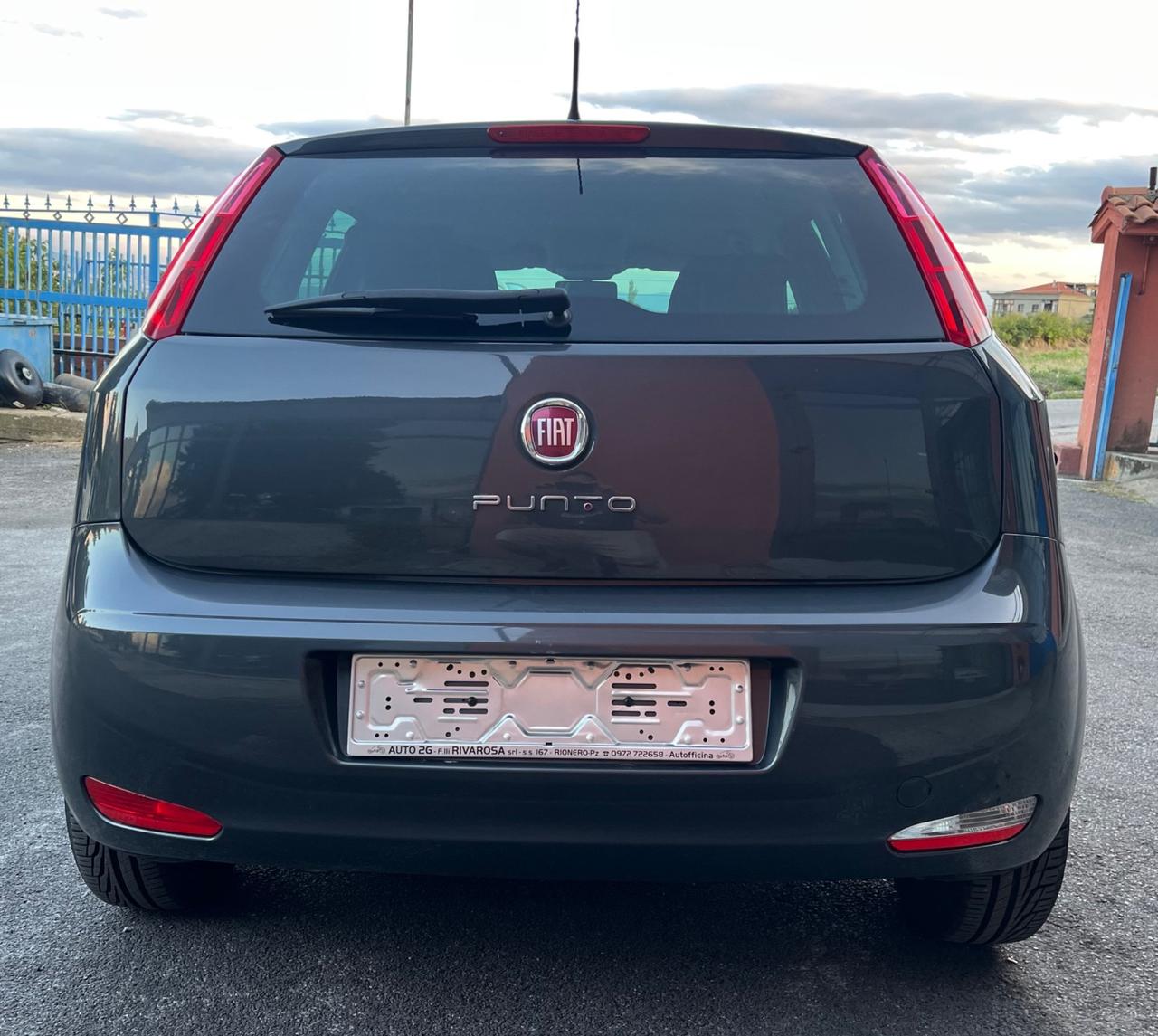Fiat Punto 1.2 8V 5 porte Young-solo km 55900-