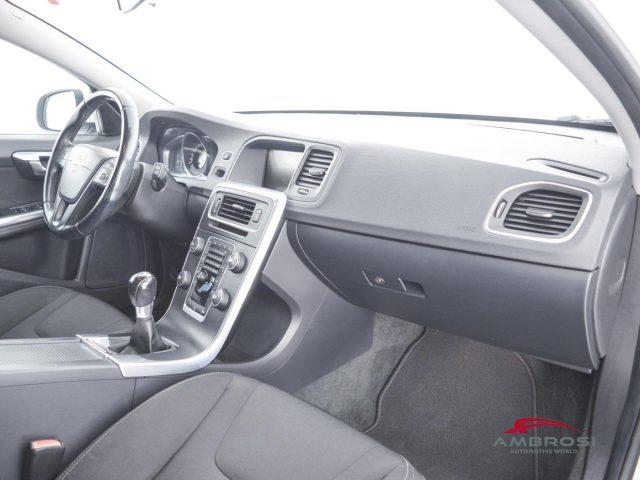 VOLVO V60 D2 1.6 Kinetic