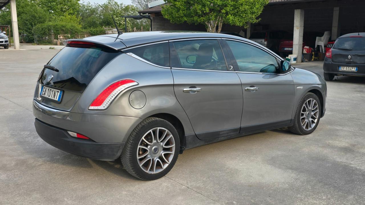 LANCIA DELTA TENUTA MOLTO BENE