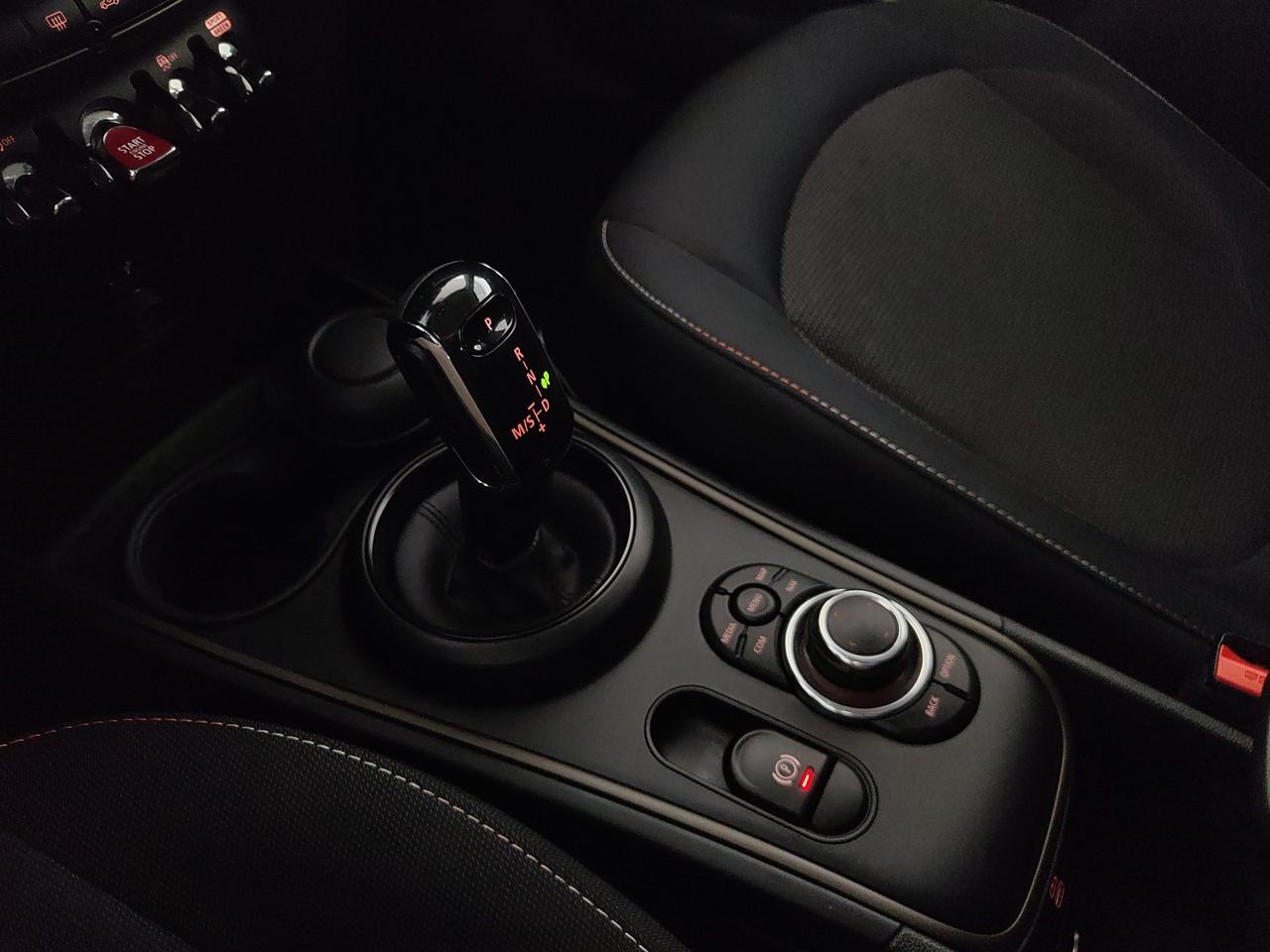 MINI Mini Countryman 2.0 Cooper D Essential auto