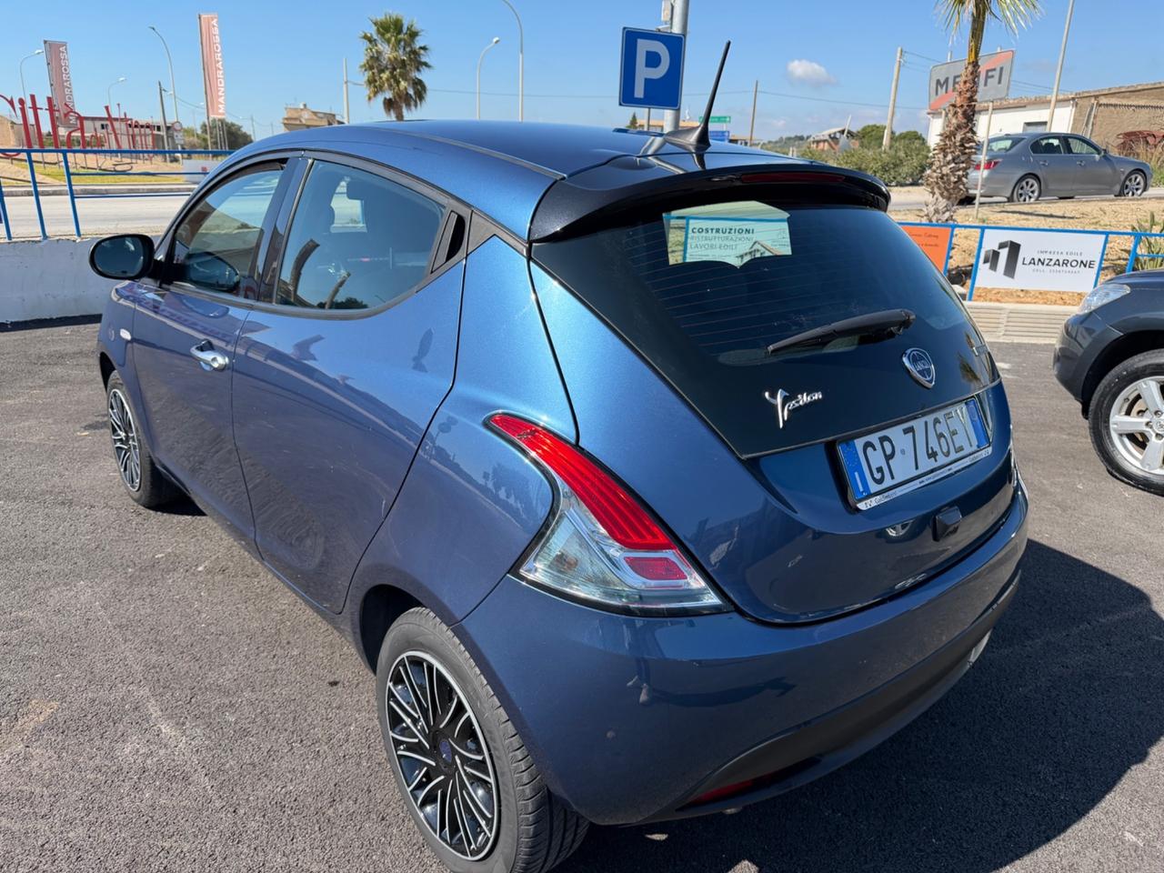 Lancia Ypsilon 1.0 FireFly 5 porte S&S Hybrid Gold