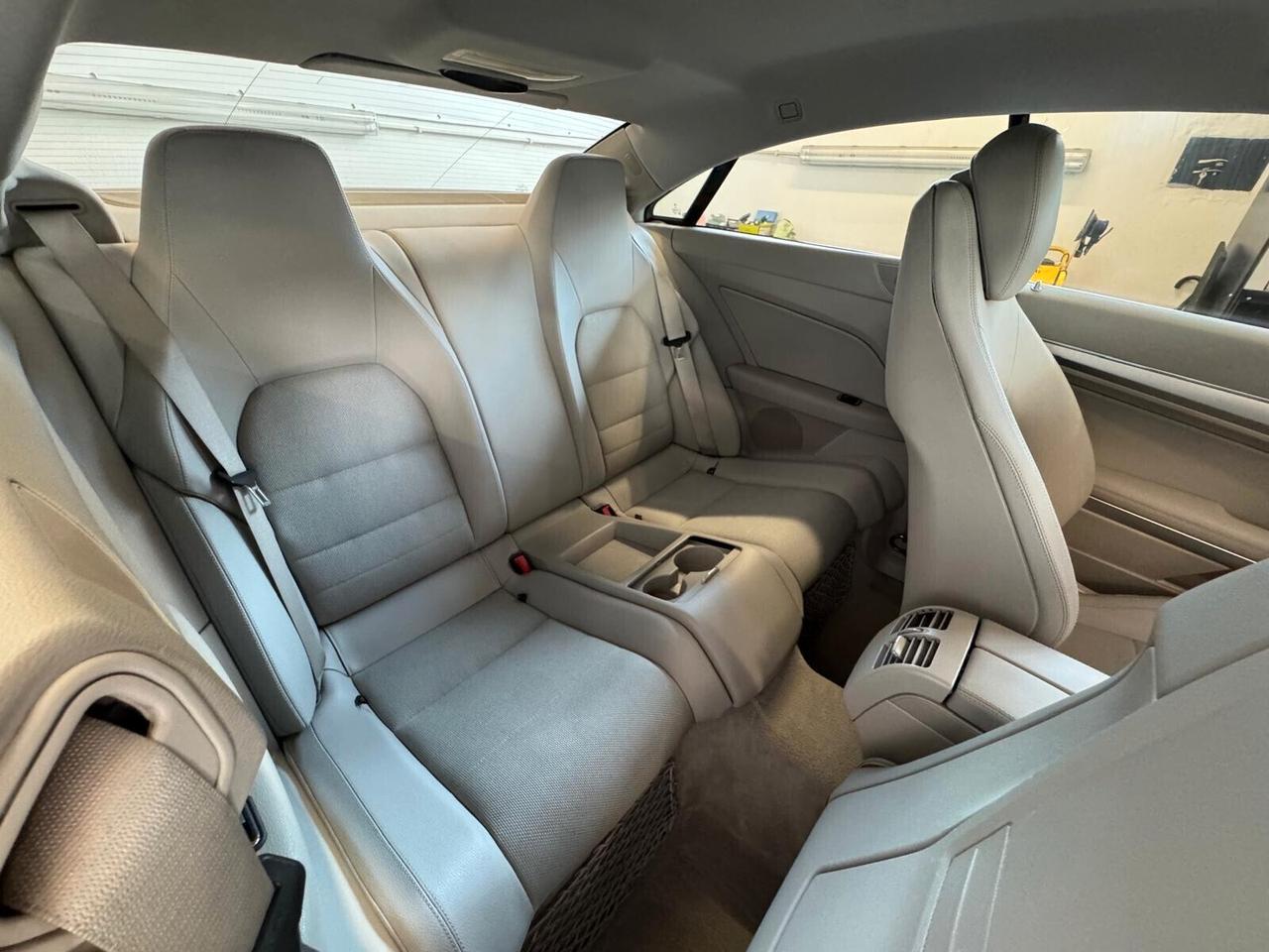 Mercedes-benz E 250 CDI Coupé BlueEFFICIENCY Avantgarde