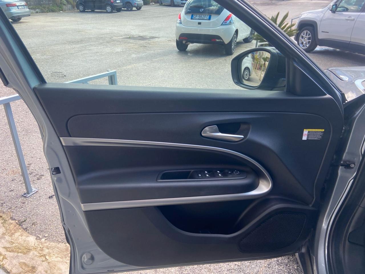 Jeep Avenger 1.2 Turbo 100 CV Summit 2025