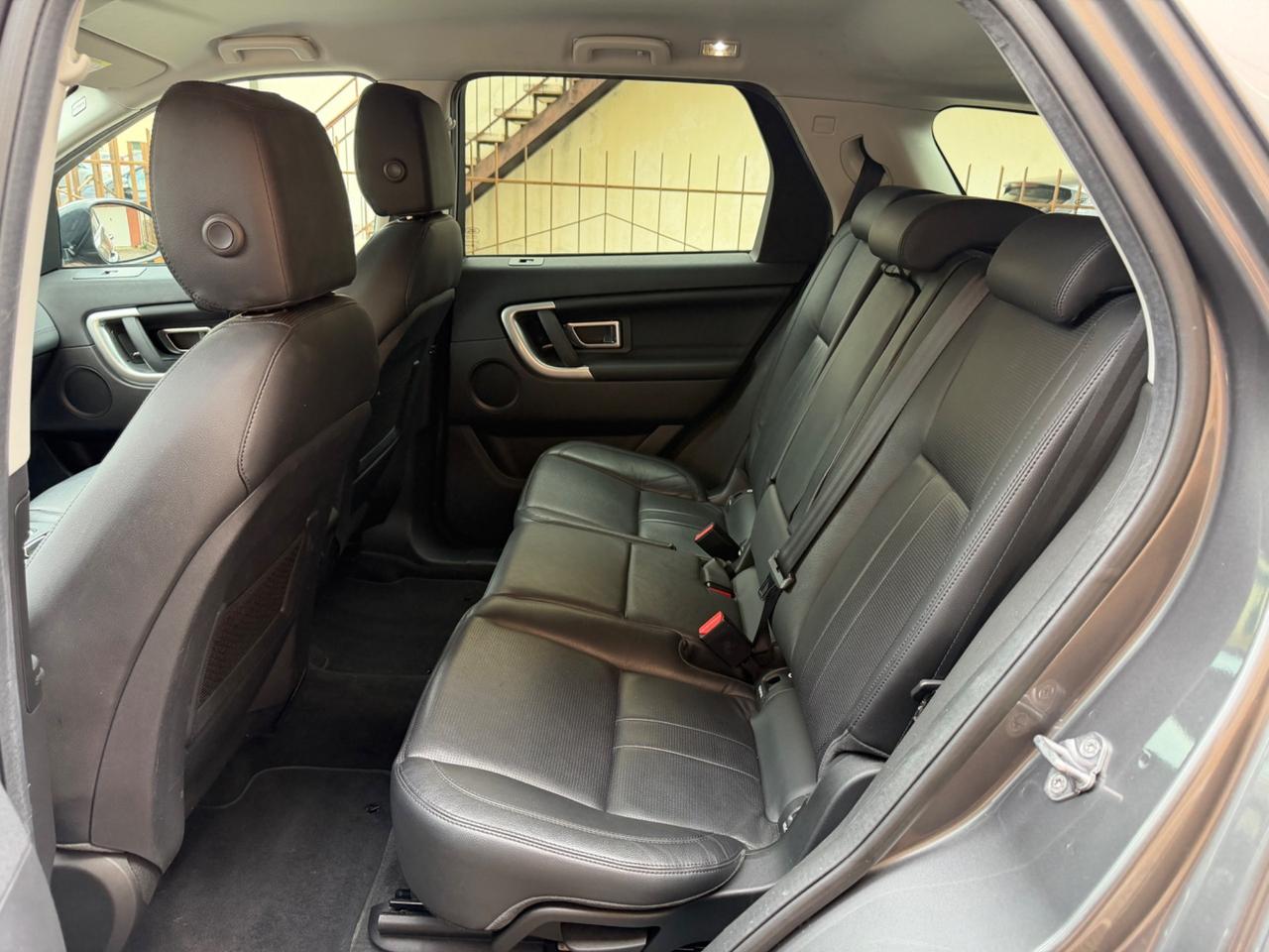 Land Rover Discovery Sport 2.0 TD4 180 CV HSE