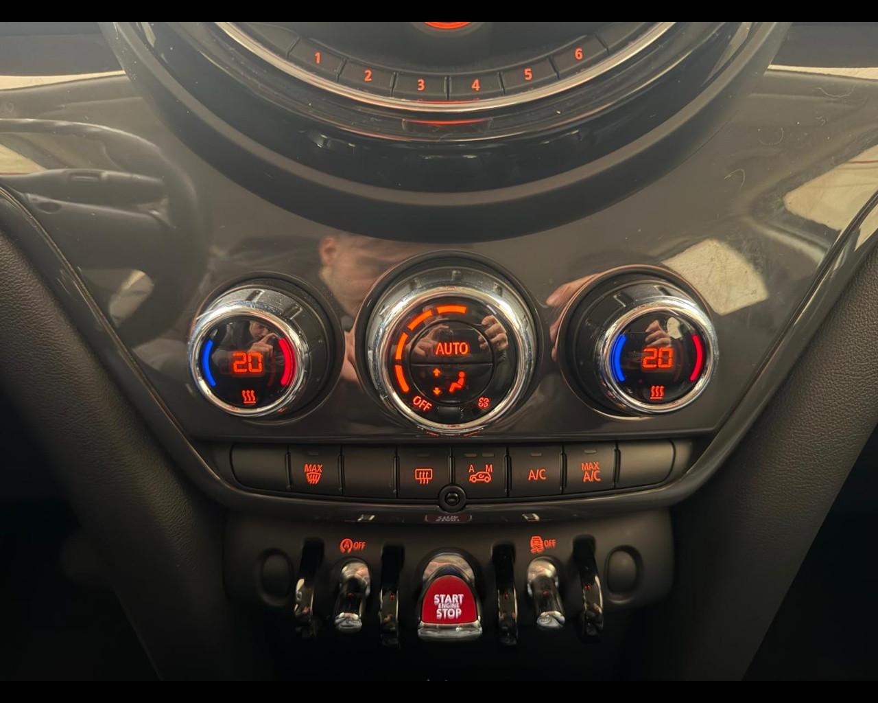 MINI Mini Countrym.(F60) - Mini 2.0 Cooper D Business Countryman Automatica