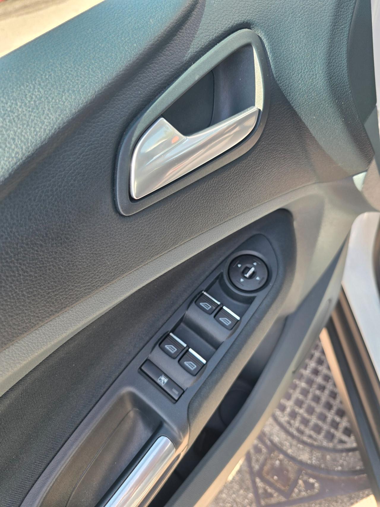 Ford C-Max 1.6 120CV GPL Plus