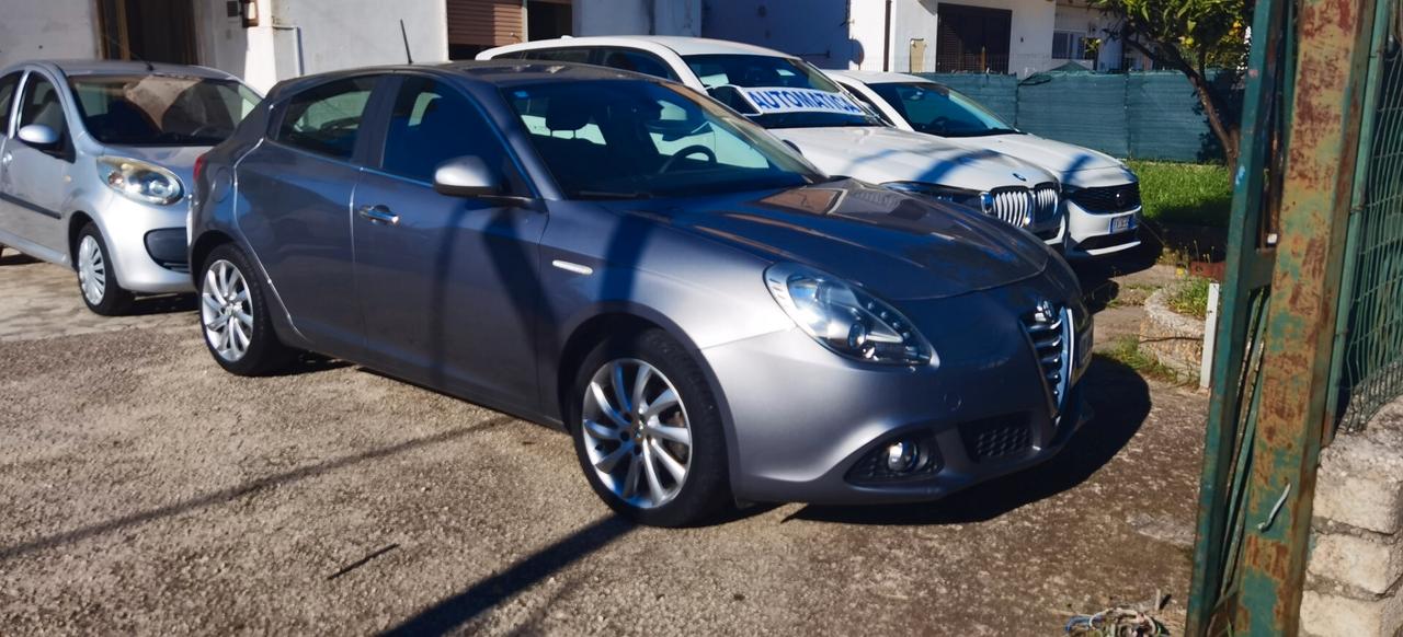 Alfa Romeo Giulietta 1.6 JTDm-2 105 CV Exclusive