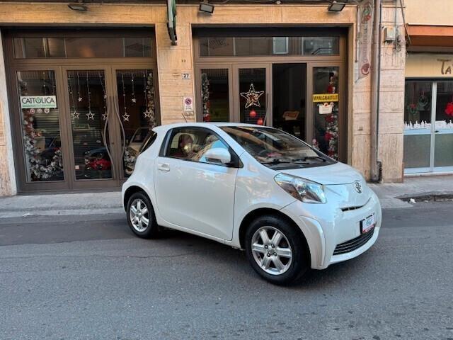 Toyota iQ 1.0 Sol - Cambio Automatico