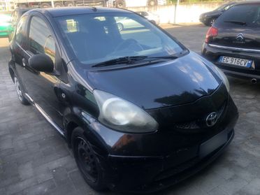 Toyota Aygo 1.4 turbodiesel 3 porte Sol