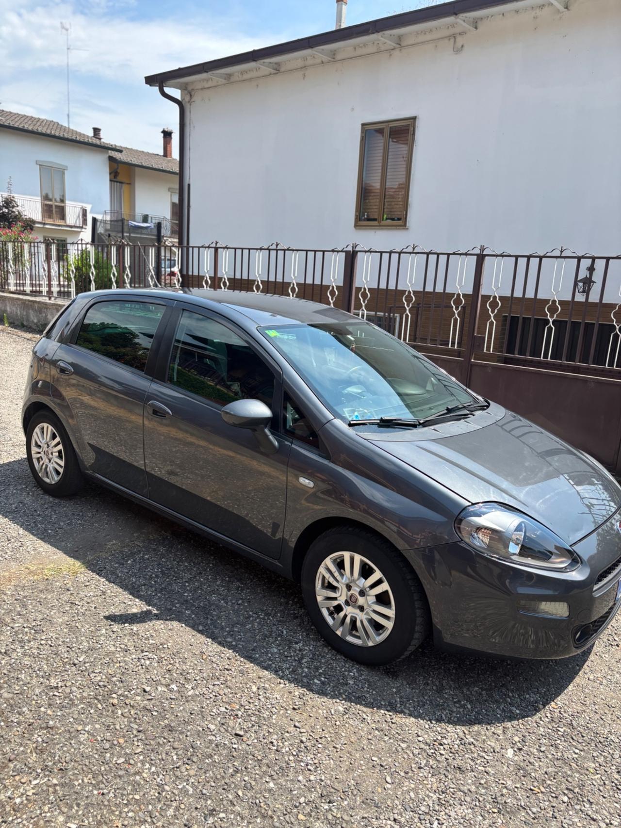 Fiat Punto 1.3 MJT II S&S 95 CV 5 porte Street