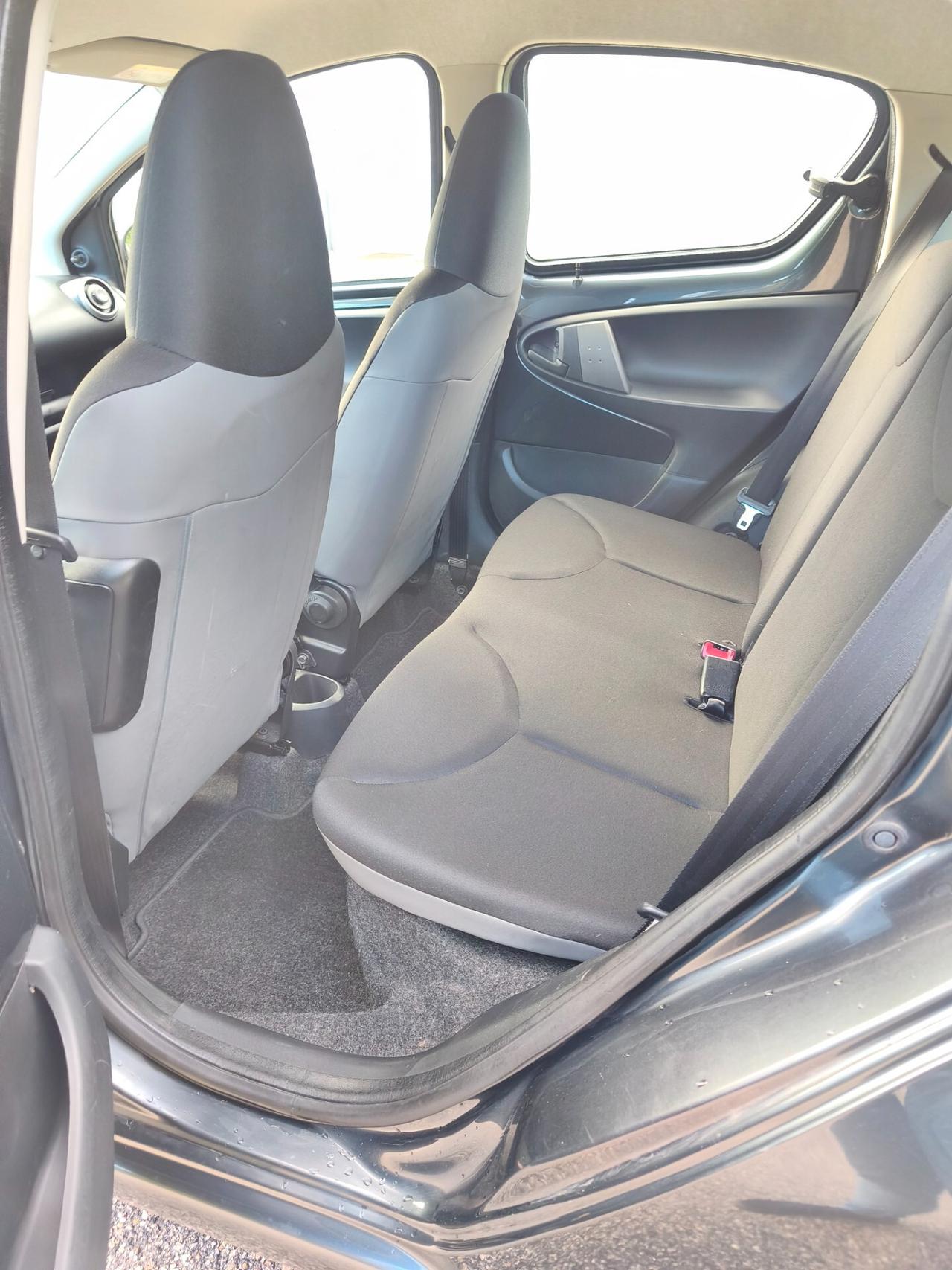 Toyota Aygo 1.0 NEOPATENTATI GARANZIA 12/24M