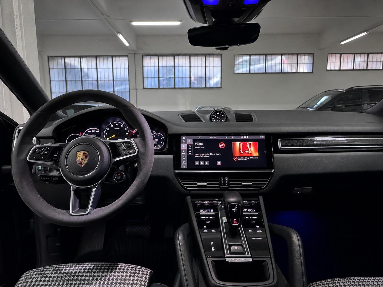 Porsche Cayenne Coupe 3.0 e-hybrid tiptronic