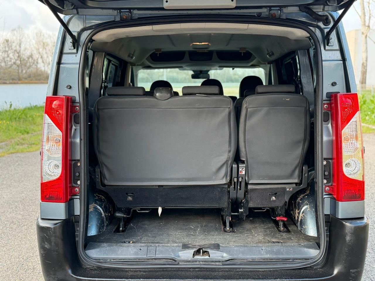 Peugeot Expert Tepee 2.0 HDi 9 POSTI