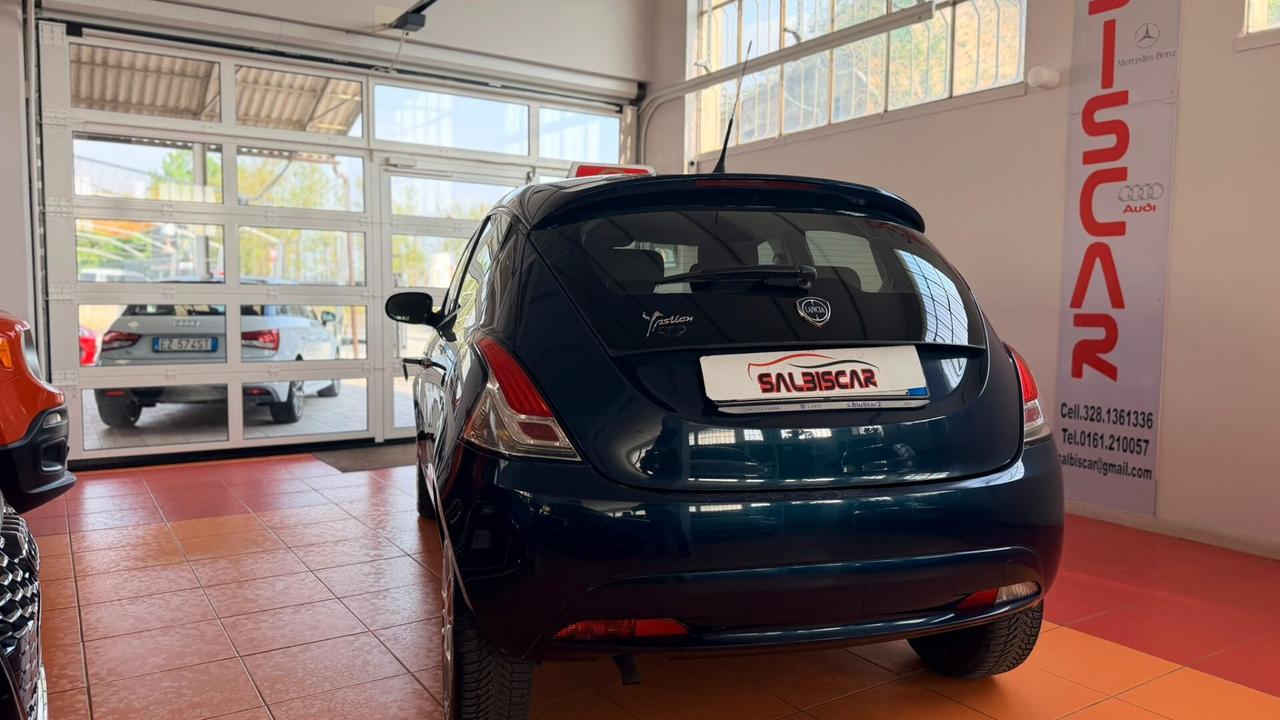 Lancia Ypsilon 1.2 69 CV 5 porte GPL Ecochic Gold