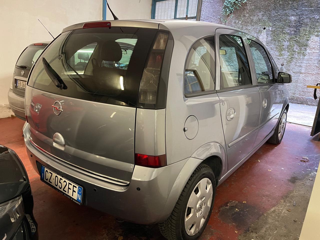 Opel Meriva 1.6 16V Cosmo