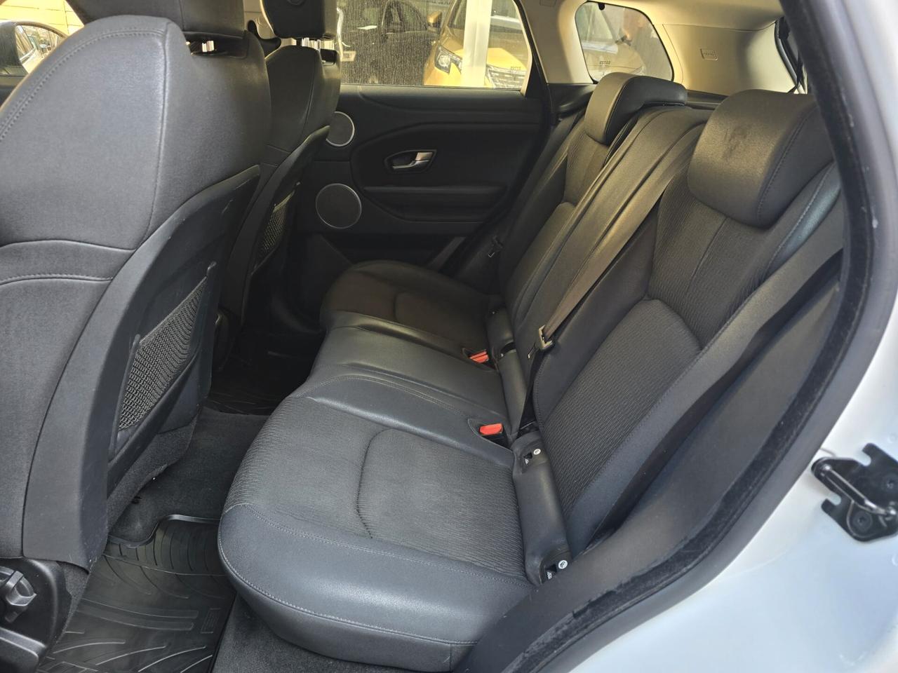 Land Rover RR Evoque 2.0 TD4 Autocarro 5 posti