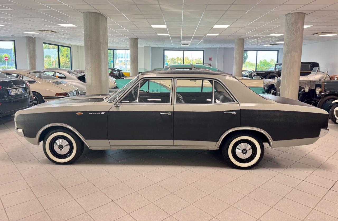 Opel Rekord 1.9 C Lusso Automatic/Clima