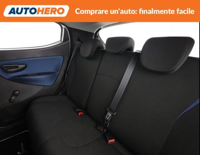 LANCIA Ypsilon 1.2 69 CV 5 porte Silver