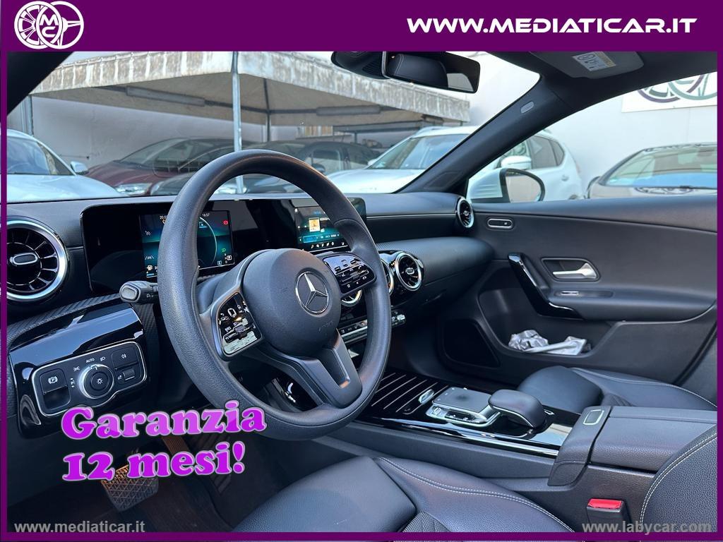 MERCEDES-BENZ A 200 d Automatic Business