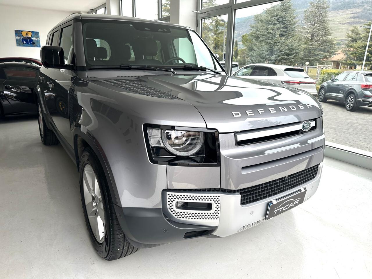 Land Rover Defender 110 3.0D I6 200 CV AWD Auto SE