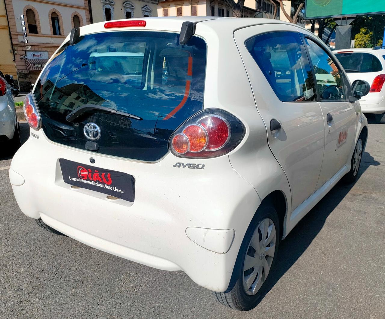 Toyota Aygo 1.0 12V VVT-i 5 porte Active