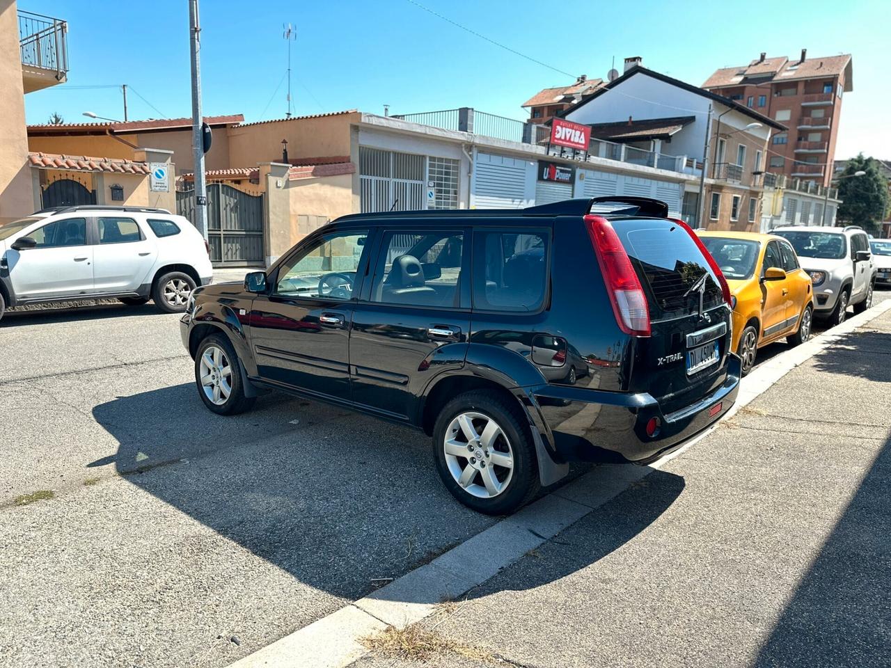Nissan X-Trail 2.2 dCi Elegance Columbia