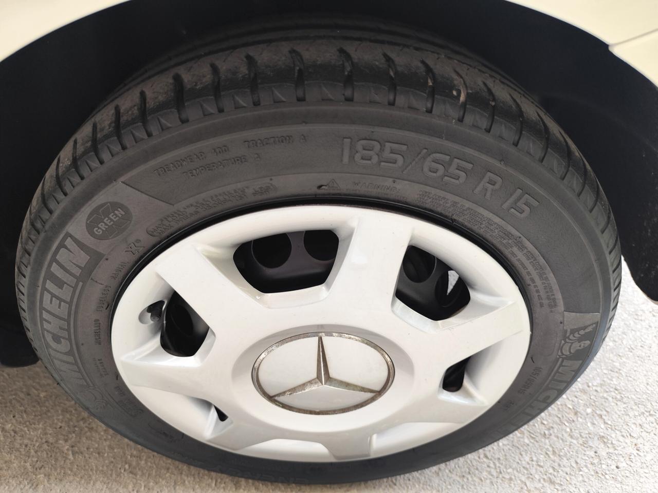 Mercedes-benz A 180 CDI 110CV CAMBIO AUTOMATICO