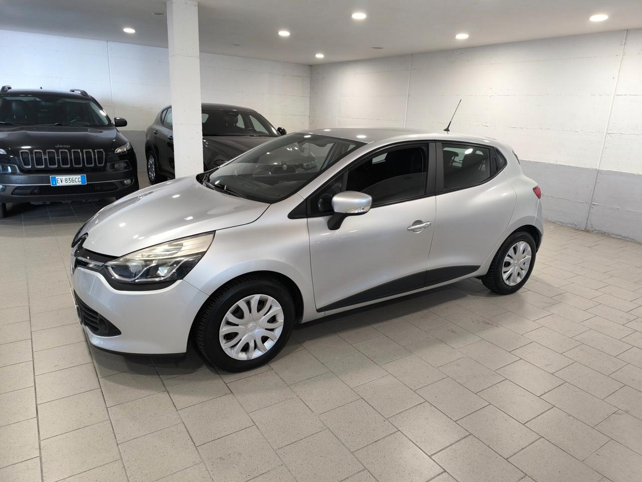 Renault Clio 1.2 75CV 5 porte Costume National