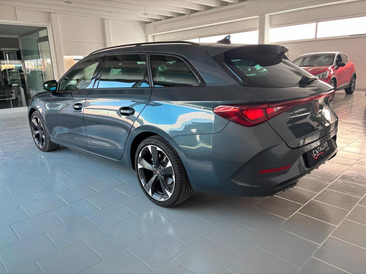 Cupra Leon Sportstourer 1.5 Hybrid 150 CV DSG