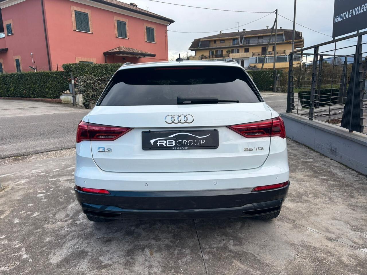 Audi Q3 35 TDI S tronic line edition