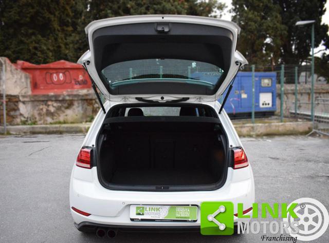 VOLKSWAGEN Golf eHIBRID