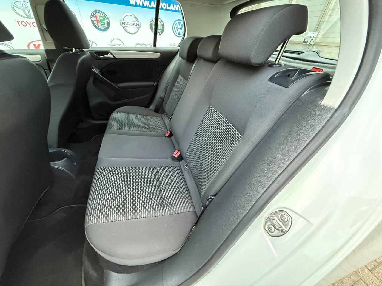 Volkswagen Golf 1.4 5p. United - NeoPatentati