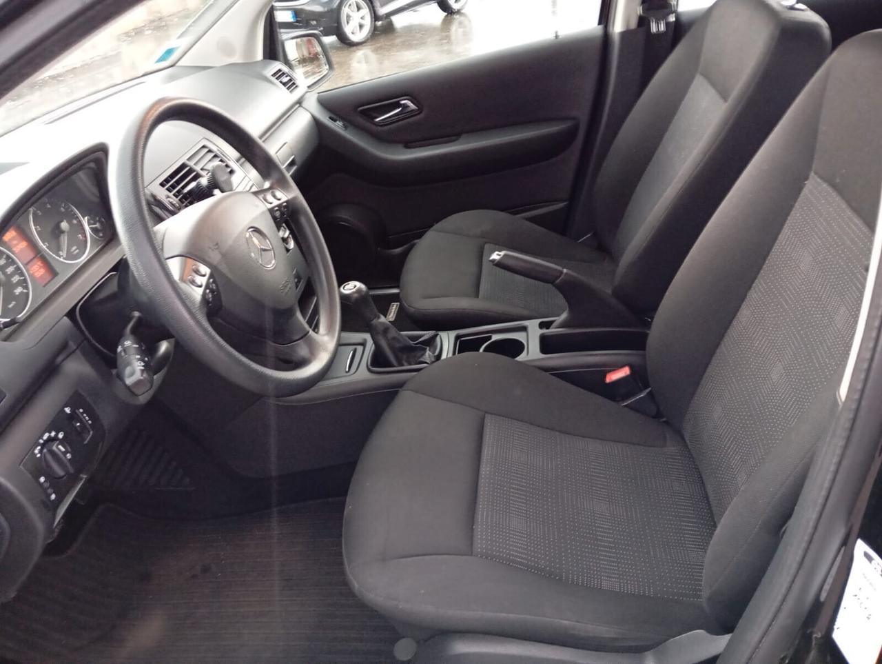 Mercedes-benz A 160 blue efficency