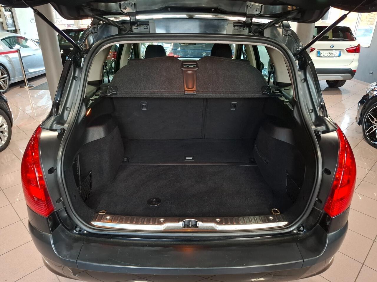 Peugeot 308 1.6 HDi 90CV Neopatentato